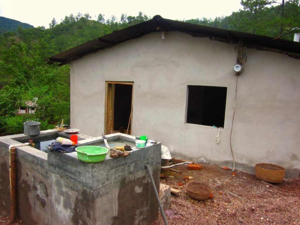 Reparación de casas como parte del programa Vivienda Saludable